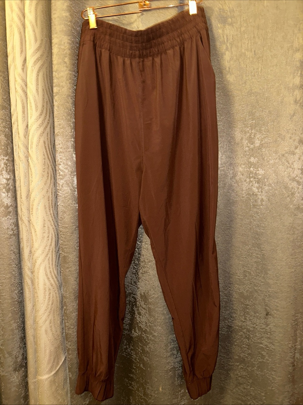 VUORI Brown Villa Jogger Pants Activewear Yoga Athleisure XL Casual Walking